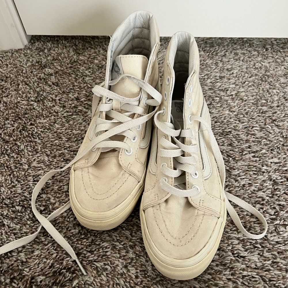 Vans Hightop Sneakers